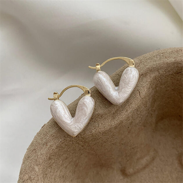 Pure Heart Huggies - Image 2