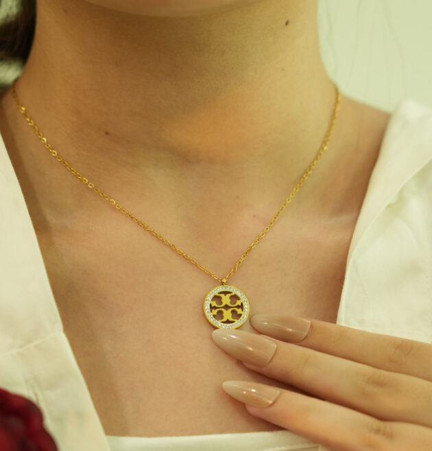 Tory Luxe - Image 3